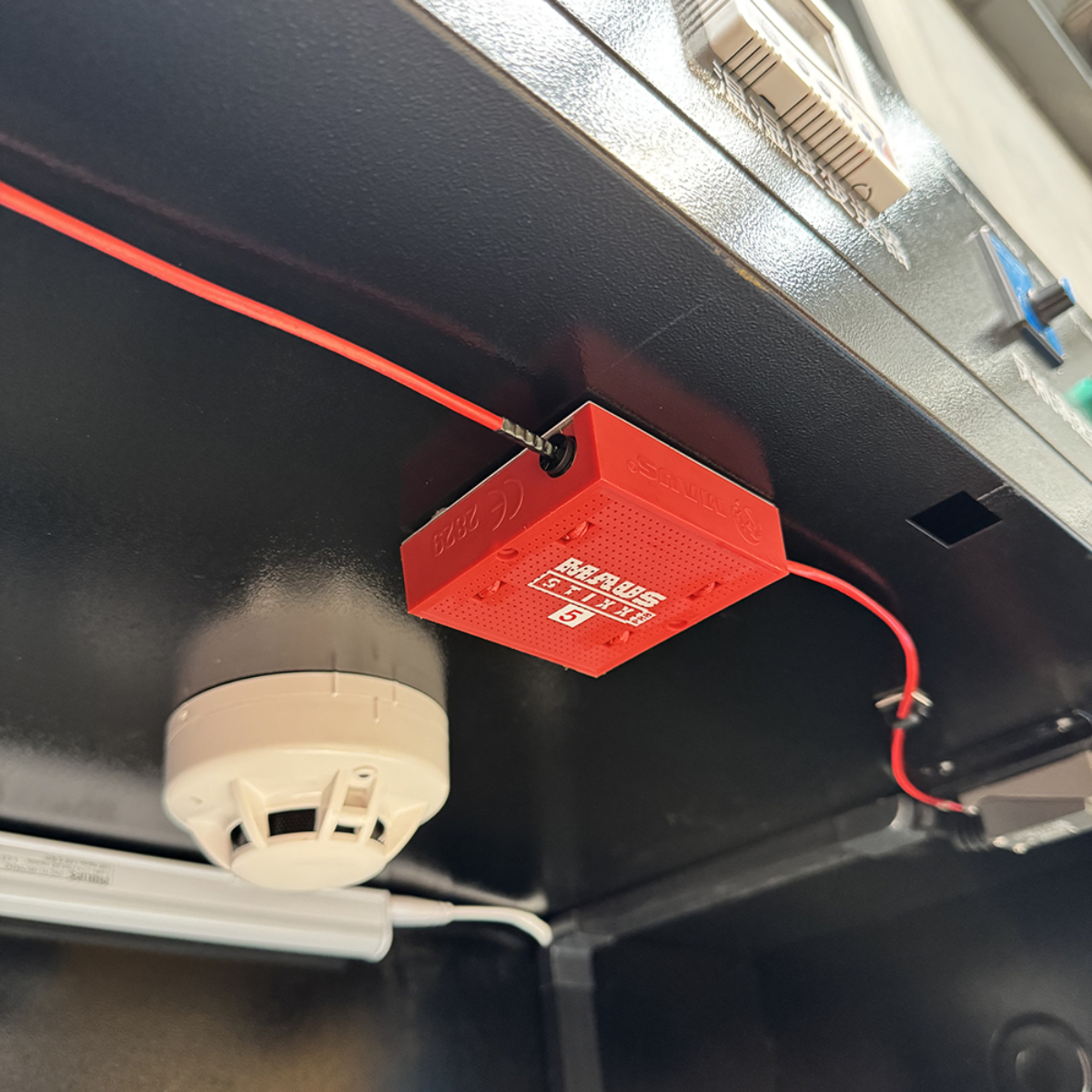 MAUS Stixx PRO 5 HDC Bundle - Complete Fire-Suppression Kit for Small Cabinets